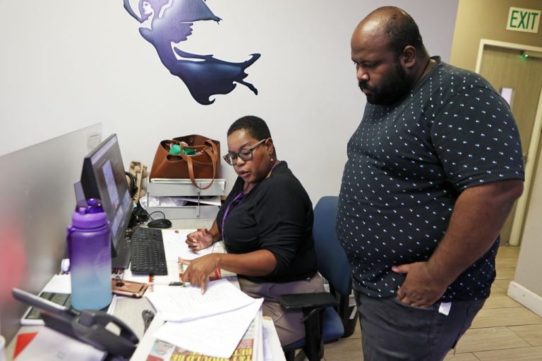 Behind the Scenes at CNC3: The Invisible Work of Television Production
